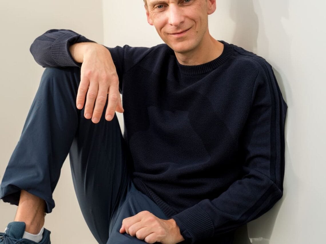 A jornada de Tomas Gorny